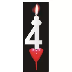 4 Kerze mit Herzform in der Zahl 4