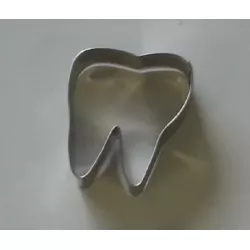 Ausstechform „Zahn“ – 4,5 × 4,5 cm