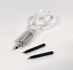 Mini-Scalpel mit ergonomischem Griff