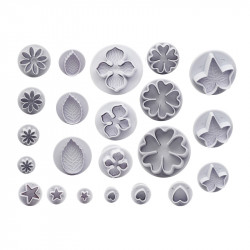 Satz piesende Ausstechformen Blüten und Blätter 22 Stück