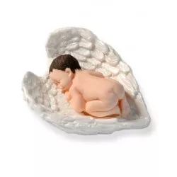 Baby mit Engelsflügeln