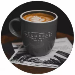 essbares Papierbecher mit Kaffee 19,5 cm