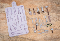 Silikonform für winzige Werkzeuge